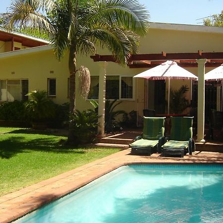רוברטסון Cedar Lodge Guest House מראה חיצוני תמונה