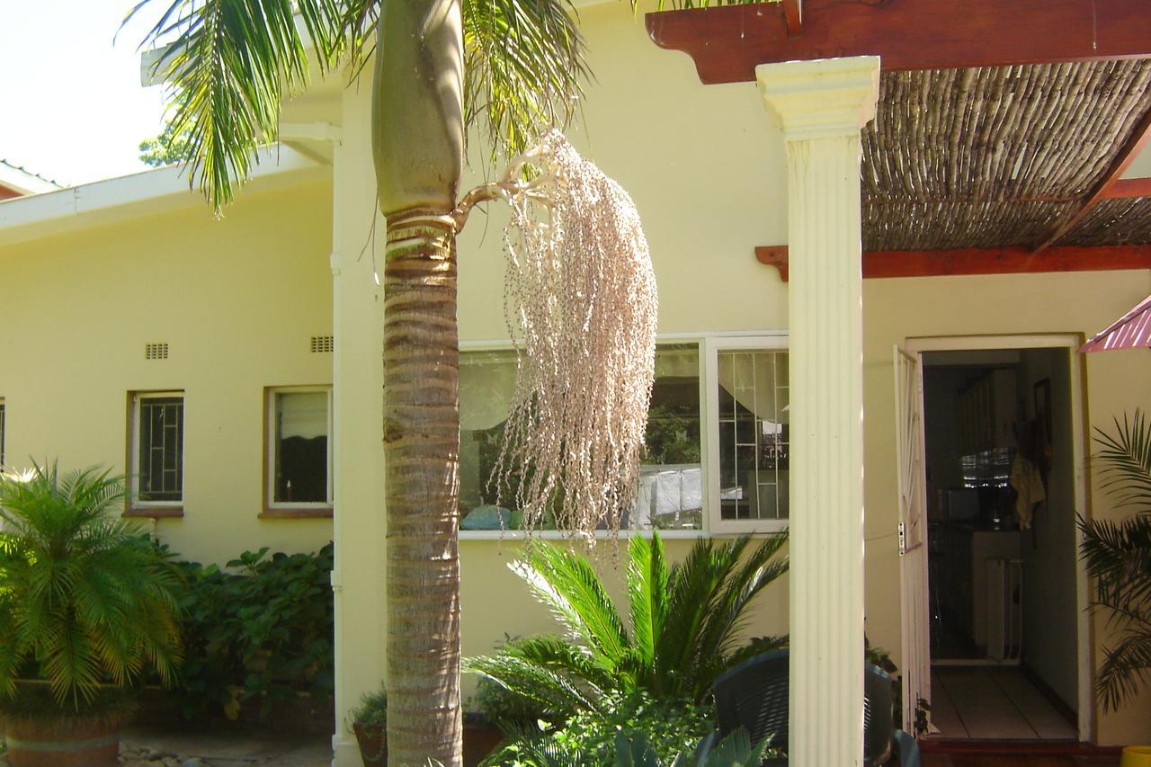 רוברטסון Cedar Lodge Guest House מראה חיצוני תמונה